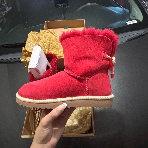 UGG Selene (red) size 7 with box - Picture 4 of 12